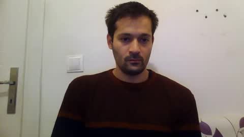 Snapshot of zzzzzzz41 chatting on December 18, 9:58 am zzzzzzz41 online show from December 18, 9:58 am