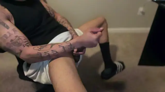 Snapshot of ANAKONDA_KIING chatting on February 6, 8:39 am ANAKONDA KIING online show from February 6, 8:39 am