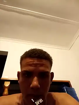 Linex06 online show from February 25, 5:47 pm