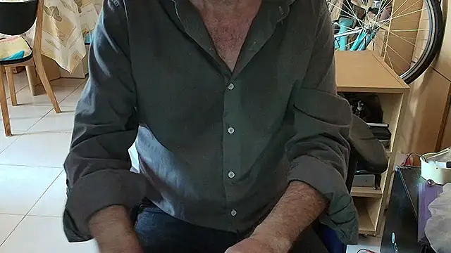 angelgarcia269 online show from December 15, 2:25 pm