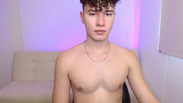 adrian morelly online show from January 11, 7:50 pm