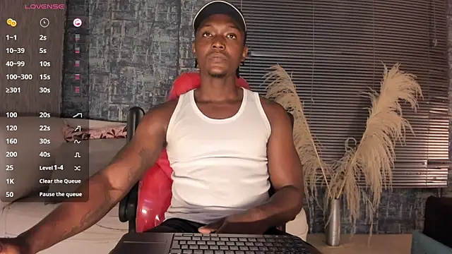 DannSmmith online show from June 1, 4:35 am