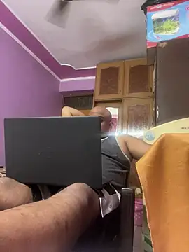 Dick 6inches online show from June 3, 4:58 am