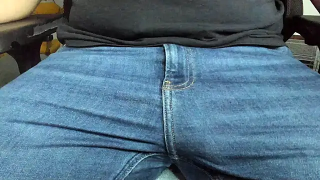 Bigdickboynew online show from November 27, 4:54 pm