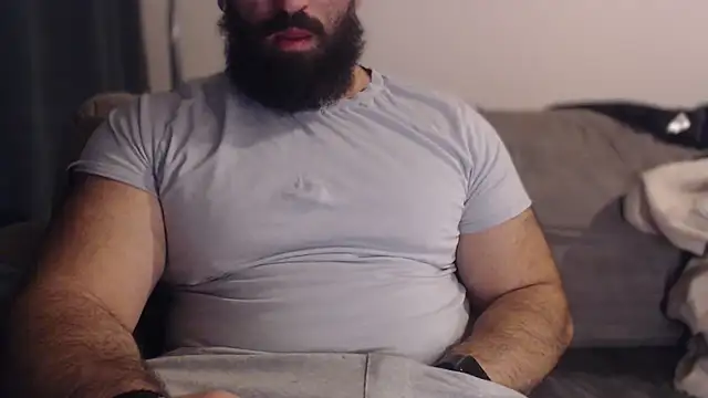 hugemachohandsome online show from December 19, 9:56 pm