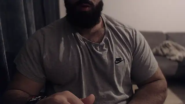 hugemachohandsome online show from November 26, 4:54 pm