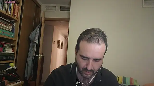 curiosillo83 online show from September 12, 4:18 pm