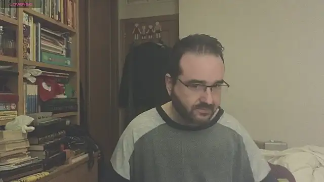 curiosillo83 online show from March 15, 1:51 pm