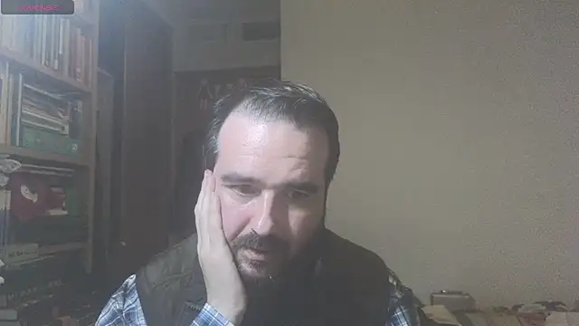 curiosillo83 online show from January 29, 5:35 pm