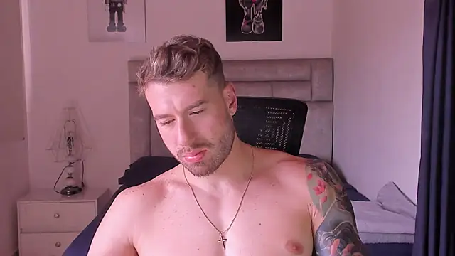 paul rogerr online show from November 9, 5:39 pm