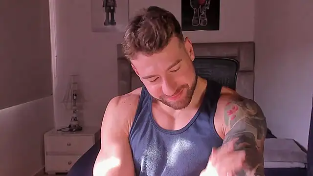 paul rogerr online show from December 13, 8:59 pm