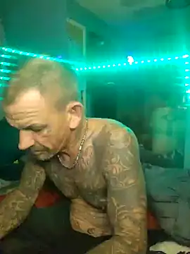 deepstroker42071 online show from December 6, 9:10 am