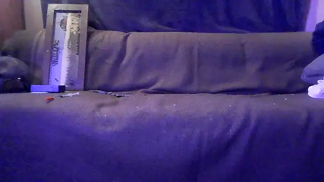 deepstroker42071 online show from March 21, 9:47 am