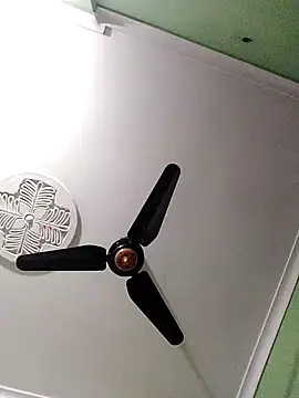 Snapshot of Niladri1410 chatting on January 6, 7:56 pm Niladri1410 online show from January 6, 7:56 pm