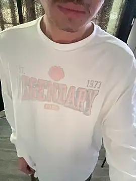 demonslayerr999 online show from February 9, 5:33 pm