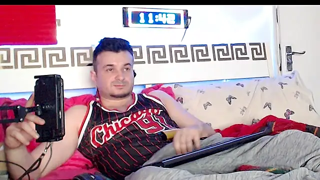 erotico69xxx online show from December 13, 11:44 pm