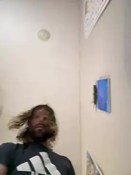 4kUsh2Fashion0 online show from February 11, 5:18 pm