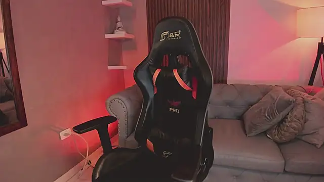 liam collins21 online show from January 18, 12:40 pm