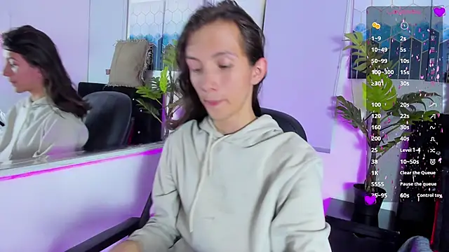 Feniix   online show from March 19, 3:41 am