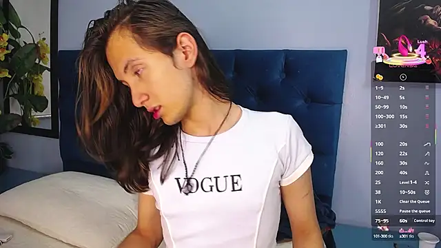 Feniix   online show from September 24, 5:29 am