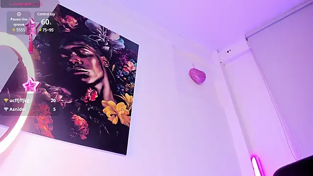 Feniix   online show from December 10, 1:44 pm