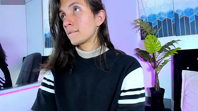 Feniix   online show from March 8, 4:09 am