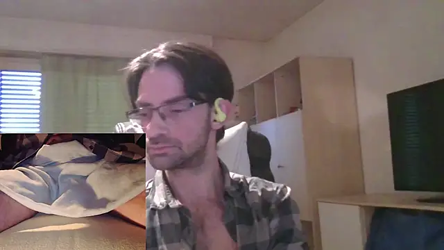 Drmoriarty07 online show from December 15, 8:19 am