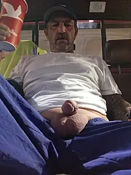 Hotbodyscottie online show from March 14, 10:22 am