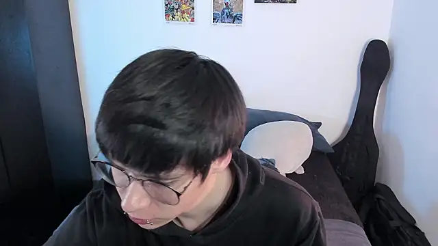 Aventure Twinks online show from February 12, 4:29 am