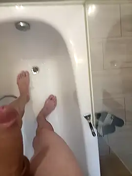 victortt online show from November 8, 3:26 pm