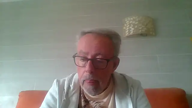 tuggy59 online show from March 28, 8:36 am