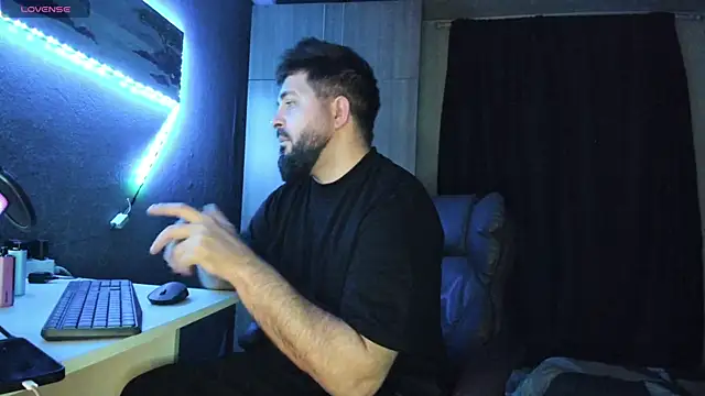 Eduu2322 online show from March 2, 10:34 pm