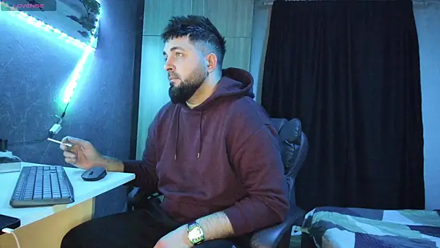 Eduu2322 online show from February 14, 10:37 pm