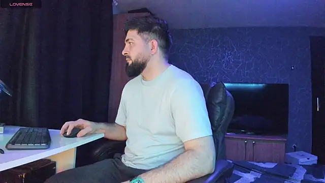 Eduu2322 online show from January 25, 9:35 pm