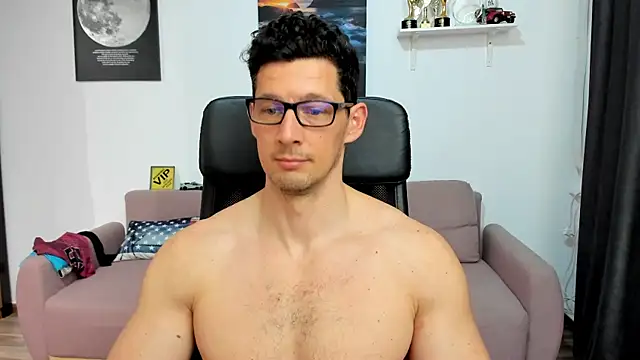 BrutusK08 online show from April 2, 2:03 pm