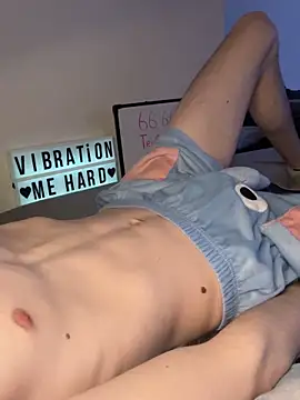 secret dream415 online show from April 7, 8:09 pm