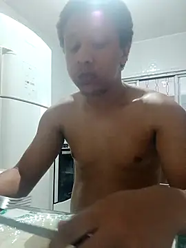 Snapshot of Nicolaskribeiro chatting on October 8, 12:42 pm Nicolaskribeiro online show from October 8, 12:42 pm