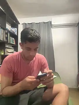 Magicerosxx69 online show from December 17, 11:55 pm