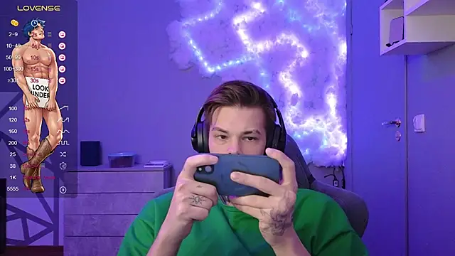 DENIS HERE online show from December 10, 1:00 pm