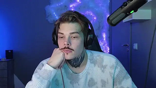 DENIS HERE online show from January 30, 11:22 am