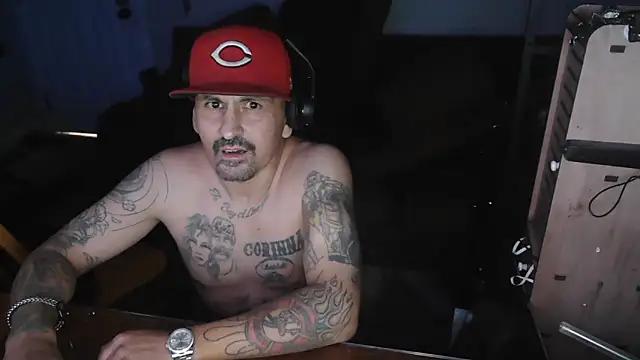 Snapshot of jess2fuck chatting on October 27, 7:05 pm jess2fuck online show from October 27, 7:05 pm