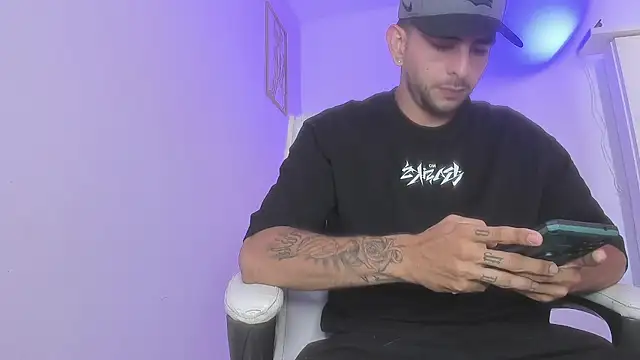 Ethan mullers online show from January 19, 6:32 pm