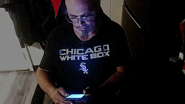 KrazyLegz online show from October 13, 1:22 am