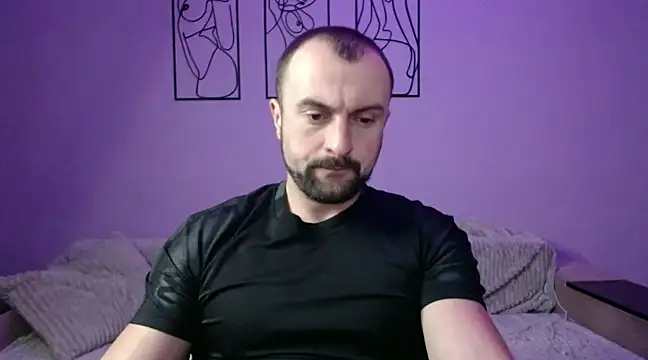 brindlefly6969 online show from December 3, 12:16 pm