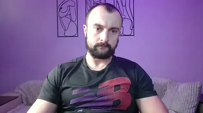 brindlefly6969 online show from January 7, 12:16 pm