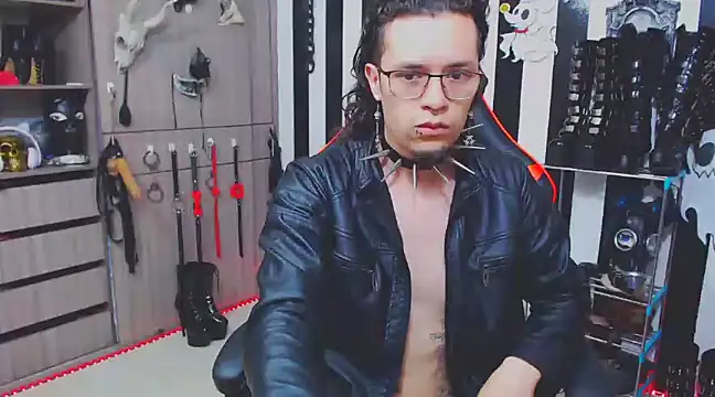 daven56 online show from February 3, 1:51 pm