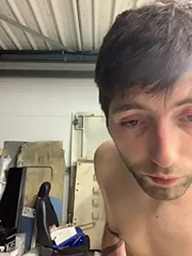 GuillaumebeauZizi online show from February 12, 6:03 pm