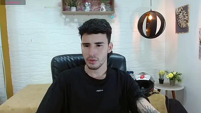 DmitriSanders online show from March 19, 8:22 pm