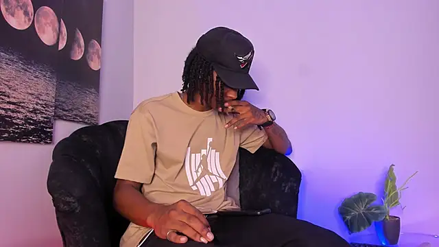 BRYXXXON1 online show from September 28, 5:00 pm