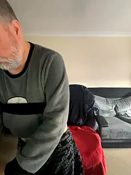 LondonTeffy online show from November 21, 10:14 am